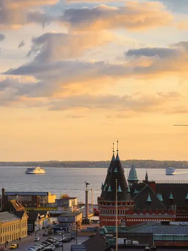 Mysig vintrig bild över Helsingborg